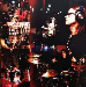 Slash Feat. Myles Kennedy And The Conspirators: World On Fire (2-LP) - Bild 7