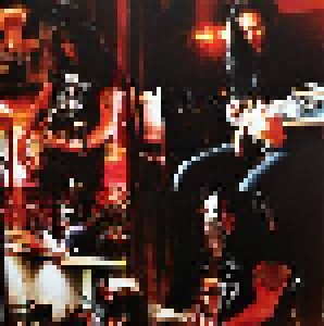 Slash Feat. Myles Kennedy And The Conspirators: World On Fire (2-LP) - Bild 8
