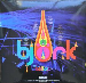 Björk: Voltaic (3-LP + 2-CD + 2-DVD) - Bild 2