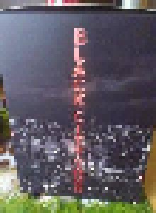 Indochine: Black City Tour (2-CD + 2-DVD + Blu-Ray Disc) - Bild 3