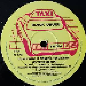 Black Uhuru + Sly & Robbie & The Taxi Gang: Guess Who Is Coming To Dinner (Split-12") - Bild 3