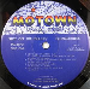 Commodores: Hot On The Tracks (LP) - Bild 3