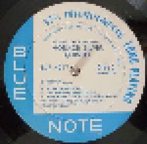 Horace Silver Quintet + Horace Silver Trio: Blowin' The Blues Away (Split-LP) - Bild 4