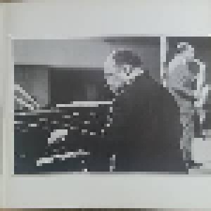 Count Basie & His Orchestra: Basie's Timing (2-LP) - Bild 4