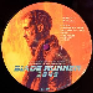 Hans Zimmer & Benjamin Wallfisch: Blade Runner 2049 - Original Motion Picture Soundtrack (2-LP) - Bild 3