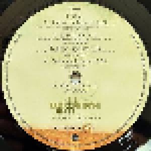 Wishbone Ash: Elegant Stealth (LP) - Bild 3
