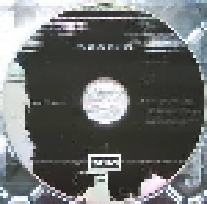 Nine Inch Nails: Y34RZ3R0R3M1X3D (CD + DVD) - Bild 3