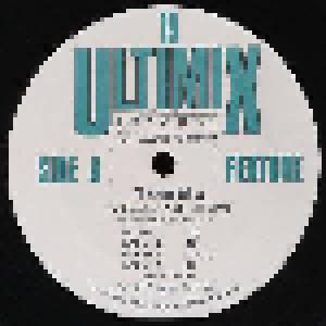 Ultimix 19 - Cover