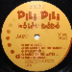 Pili-Pili: Hotel Babo (LP) - Bild 3