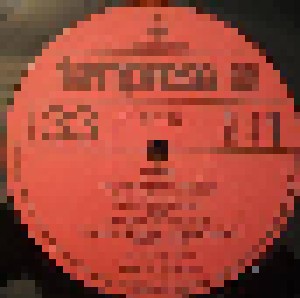UB40: The Singles Album (LP) - Bild 3