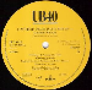 UB40: (I Can't Help) Falling In Love With You (12") - Bild 3