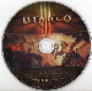 Derek Duke, Edo Guidotti, Glenn Stafford, Joseph Lawrence, Laurence Juber, Neal Acree, Russell Brower: Diablo III (2-DVD + Blu-ray Disc + CD) - Bild 8