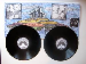 Grief: ...And Man Will Become The Hunted (2-LP) - Bild 2