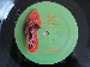 Throbbing Gristle: Greatest Hits - Entertainment Through Pain (LP) - Bild 3