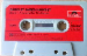 Barclay James Harvest: Berlin - A Concert For The People (Tape) - Bild 2